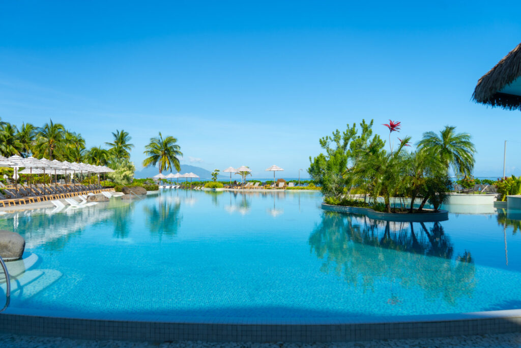 Hilton Pool